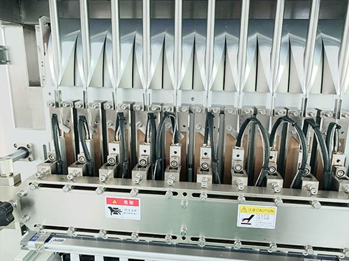 Automatic Vertical Granule Sachet Packs 2-6 line Packing Machine for Desiccant CE Certificate